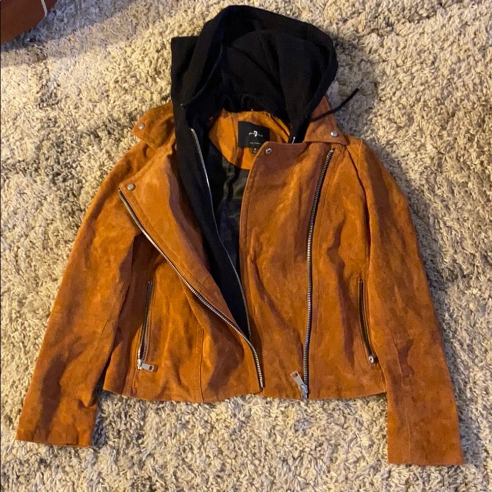 7FAM suede camel jacket w/ black hoody